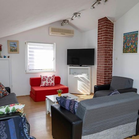 Apartments Jaksic - Zile ซูเปตาร์ ภายนอก รูปภาพ