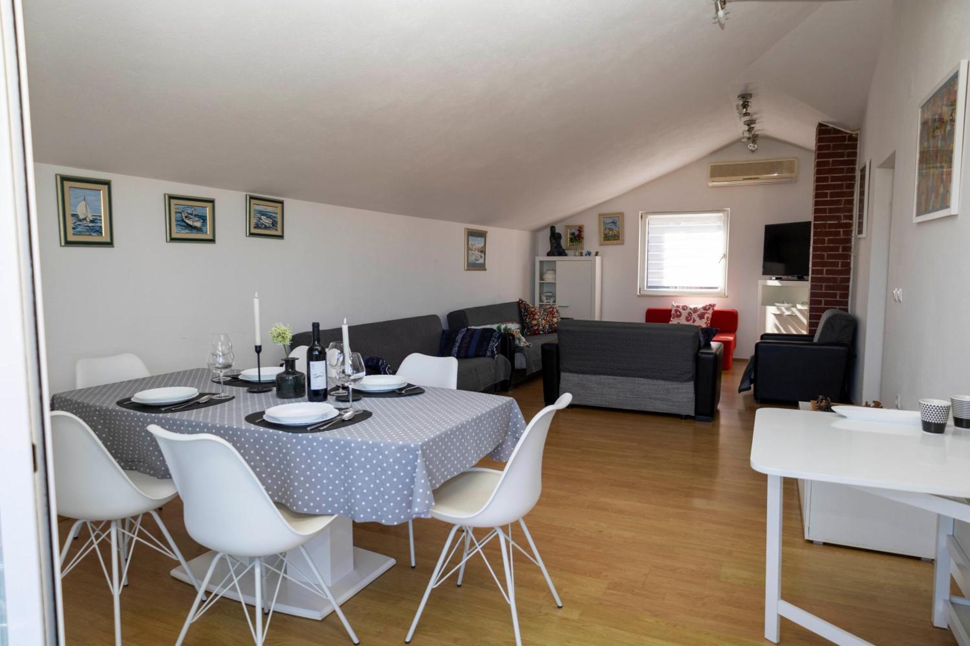 Apartments Jaksic - Zile ซูเปตาร์ ภายนอก รูปภาพ