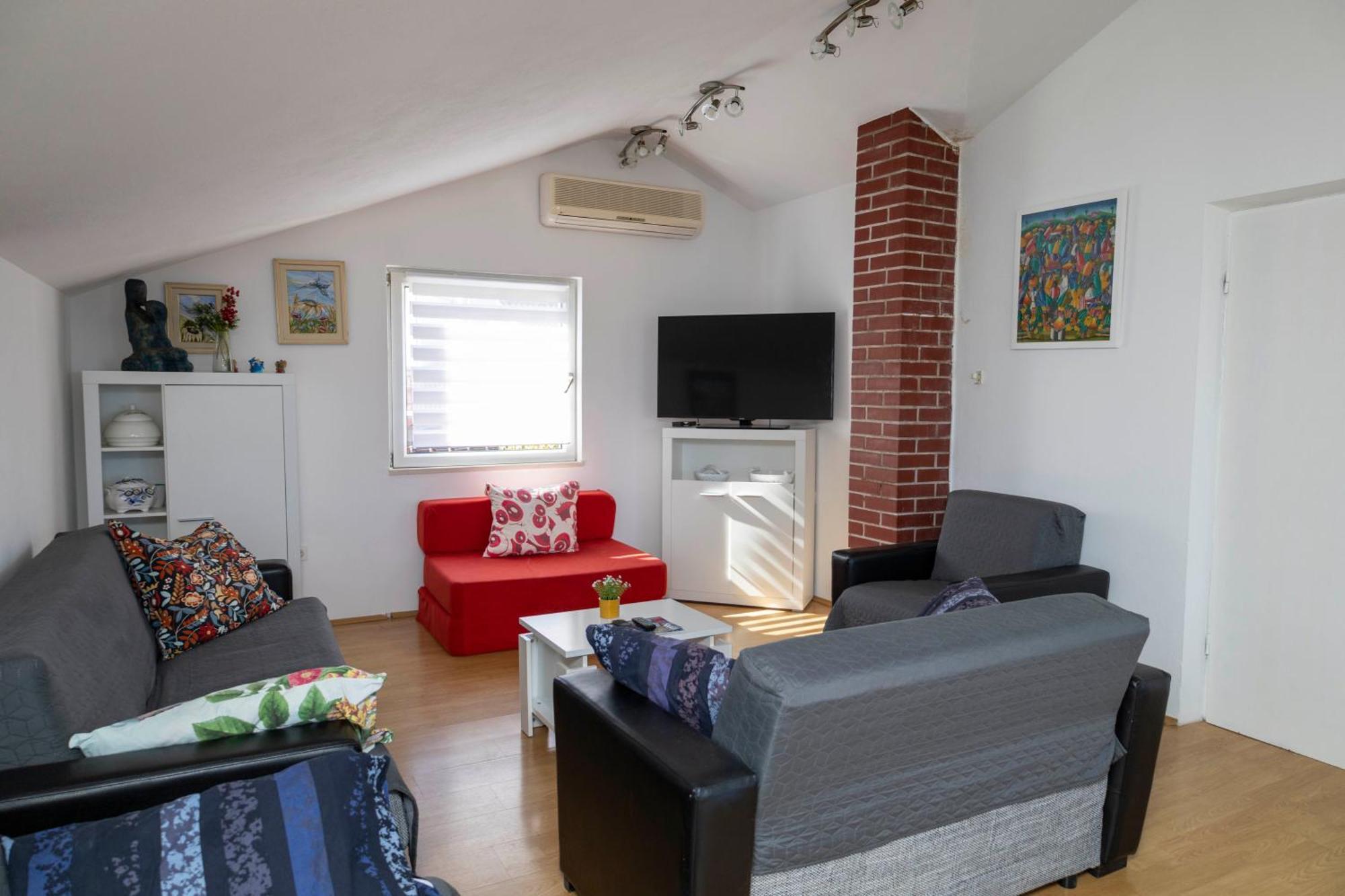Apartments Jaksic - Zile ซูเปตาร์ ภายนอก รูปภาพ