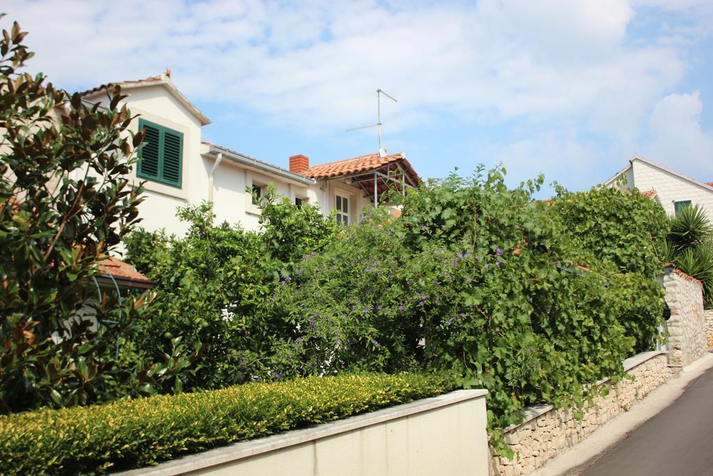 Apartments Jaksic - Zile ซูเปตาร์ ภายนอก รูปภาพ