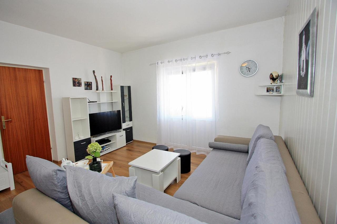 Apartments Jaksic - Zile ซูเปตาร์ ภายนอก รูปภาพ