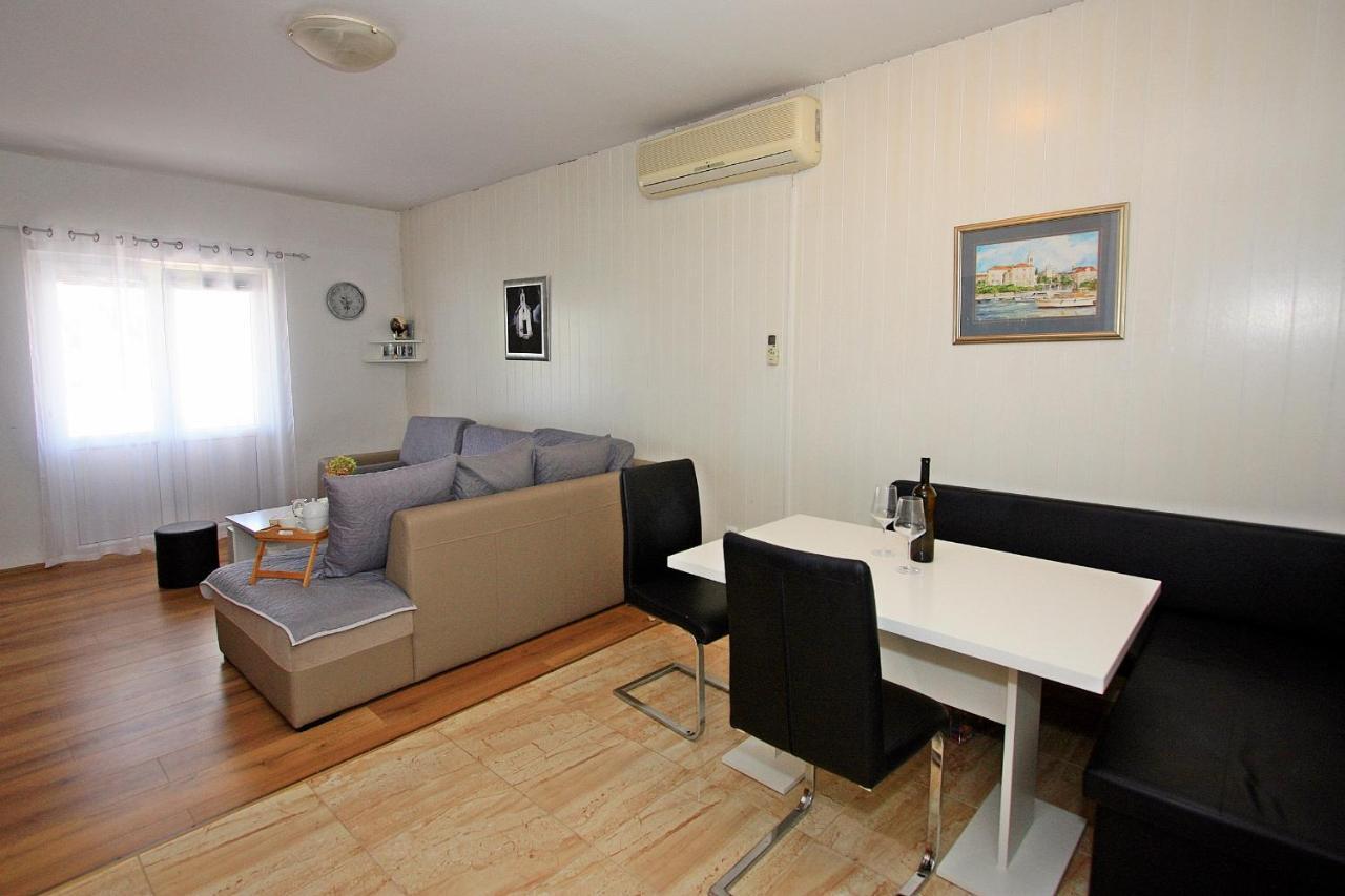 Apartments Jaksic - Zile ซูเปตาร์ ภายนอก รูปภาพ