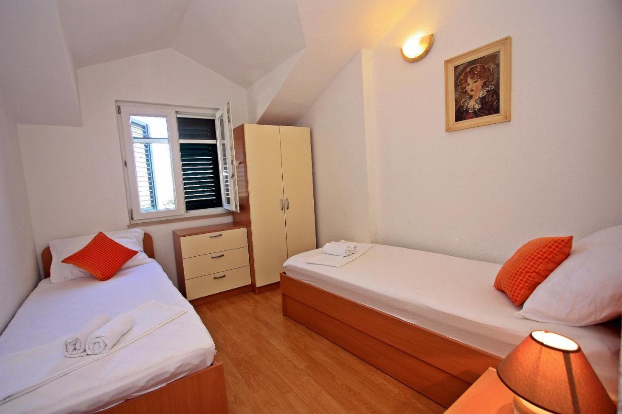 Apartments Jaksic - Zile ซูเปตาร์ ภายนอก รูปภาพ