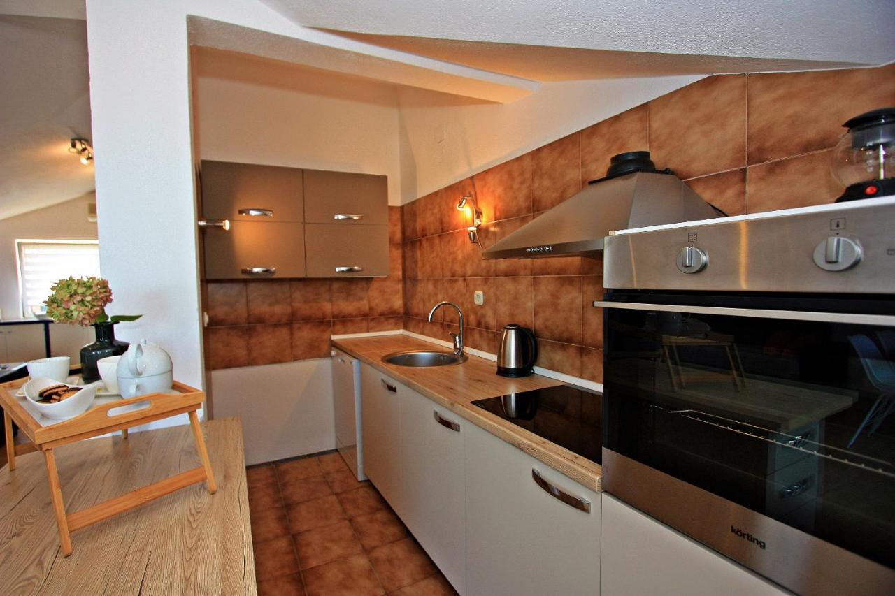 Apartments Jaksic - Zile ซูเปตาร์ ภายนอก รูปภาพ